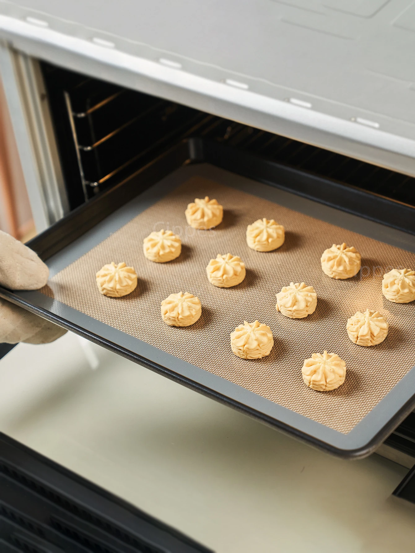 3PCS Silicone Baking Mats for Oven, Reusable Non Stick & Heat Resistant Bakeware Sheets, for Cookie, Macaron, Bread, Biscuits