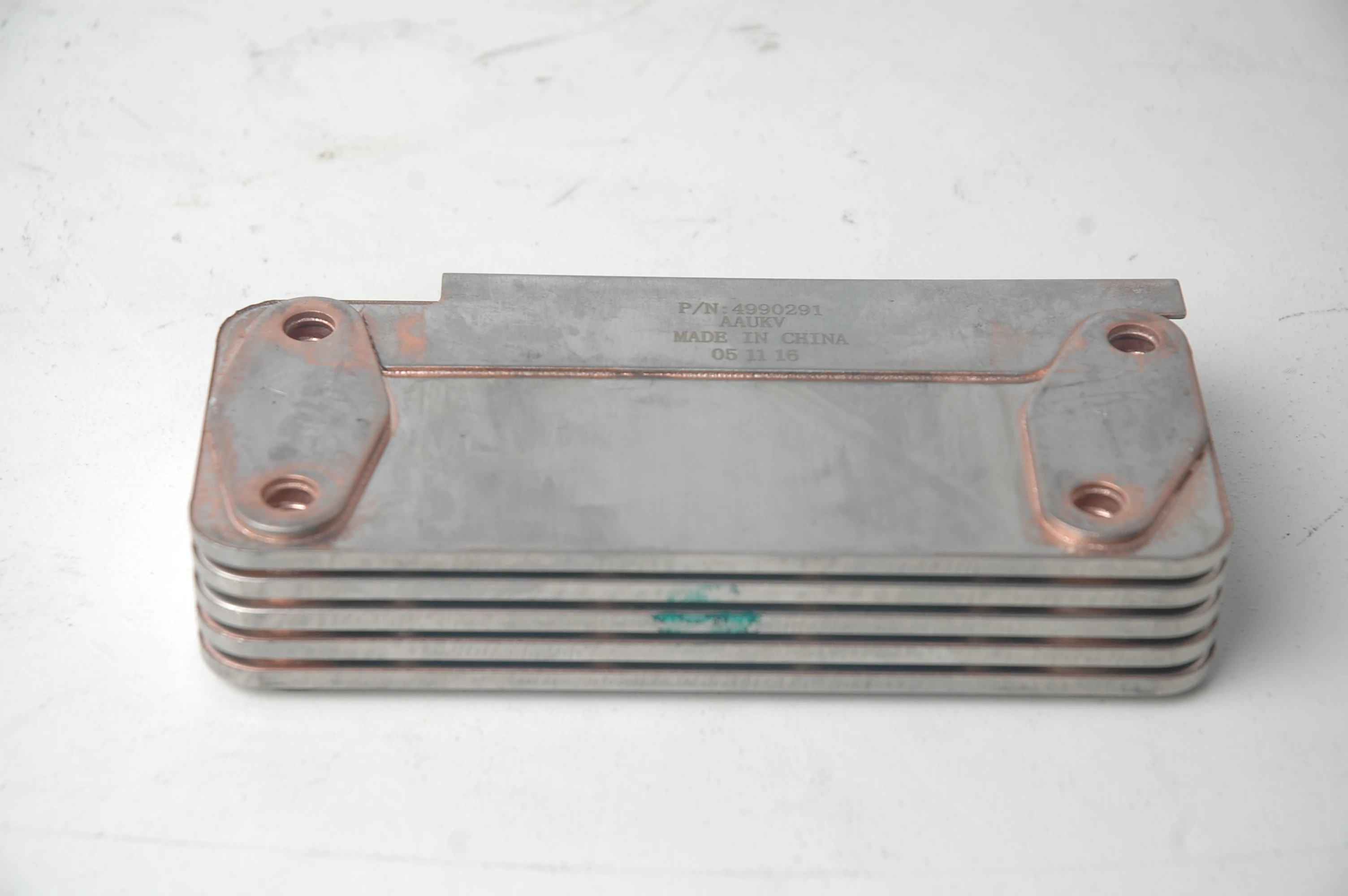 

4990291 isf2.8 isf3.8 diesel engine oil cooler for heavy machinery