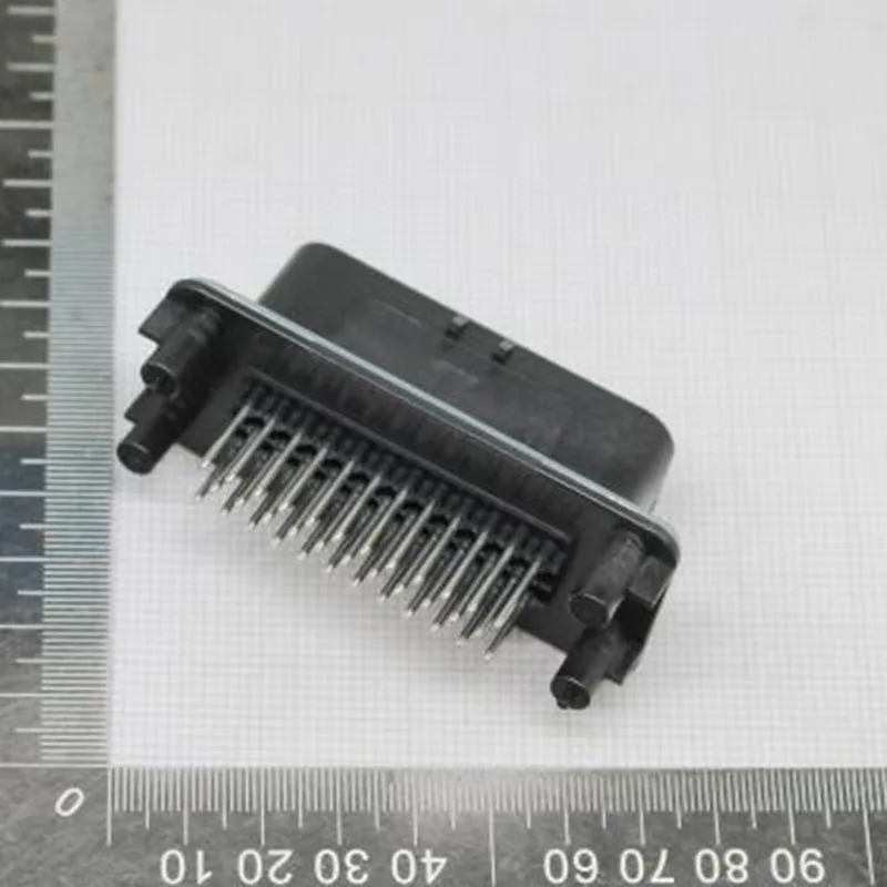 1Set Connettore Te/Tyco Originale 1743275-3 Pin Supporto Ampseal Pcb Mount Header Verticale 35 P 992-351-2002