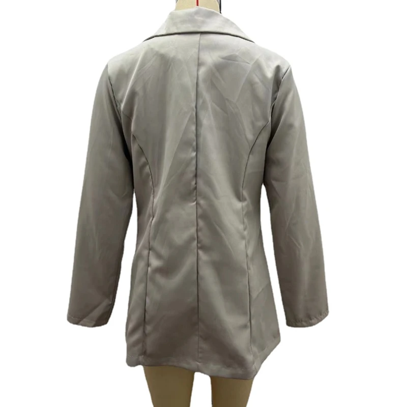 Рисунок 6 - Женский блейзер с лацканами