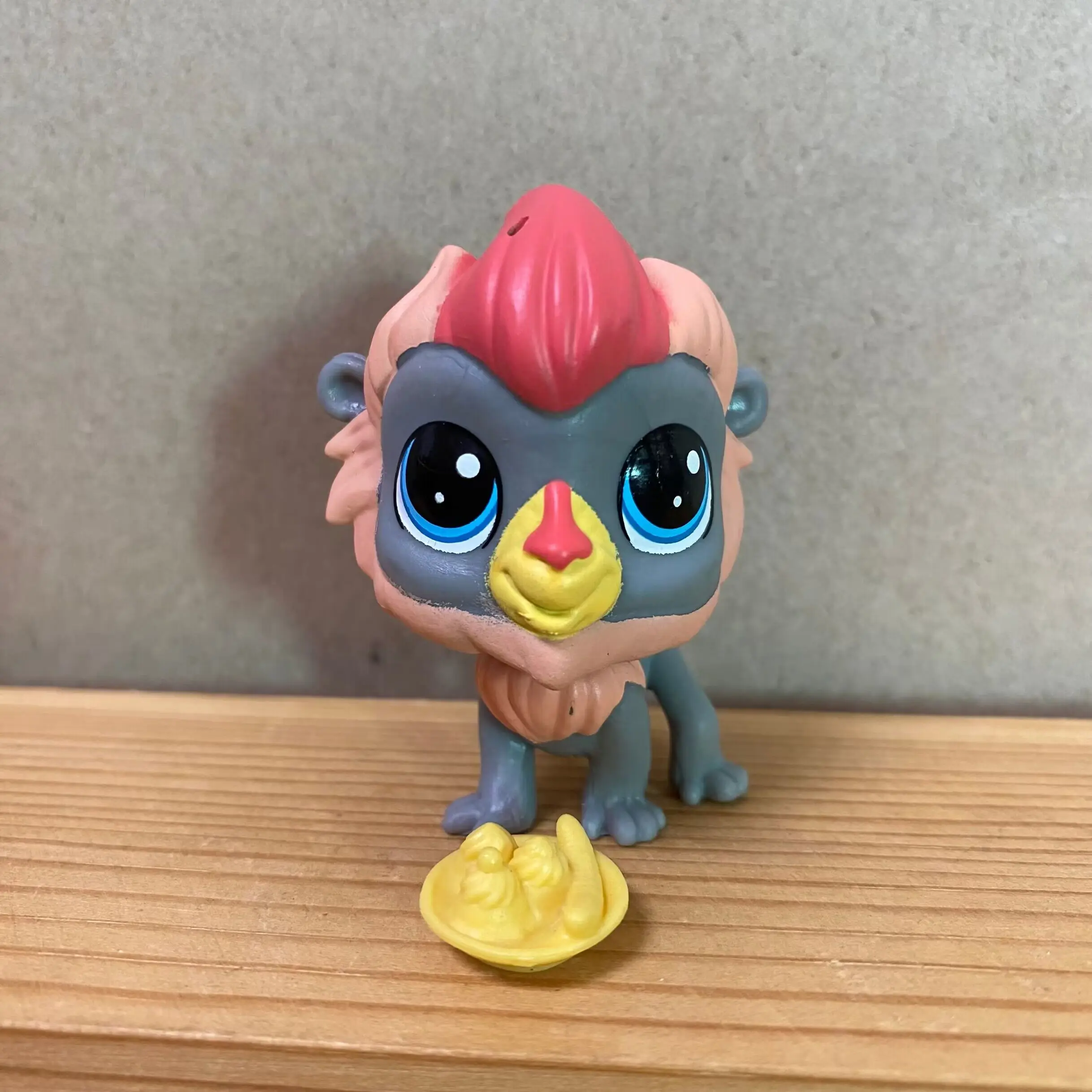 

(2 INCH) Littlest Pet Shop LPS Singles Pets in the City #33 Pavi Papio Baboon Figure toy