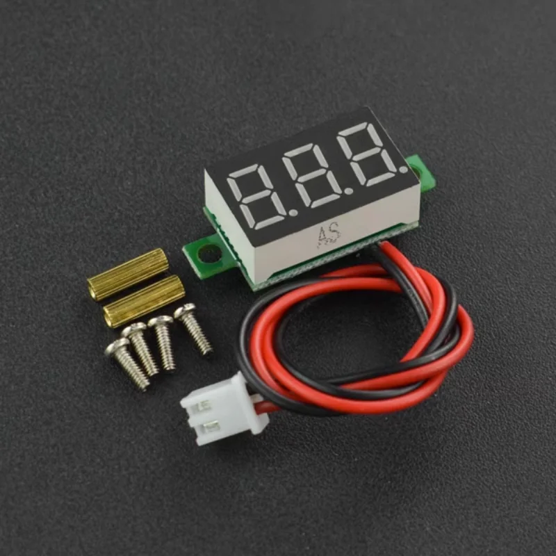 Intelligent car voltage monitoring module