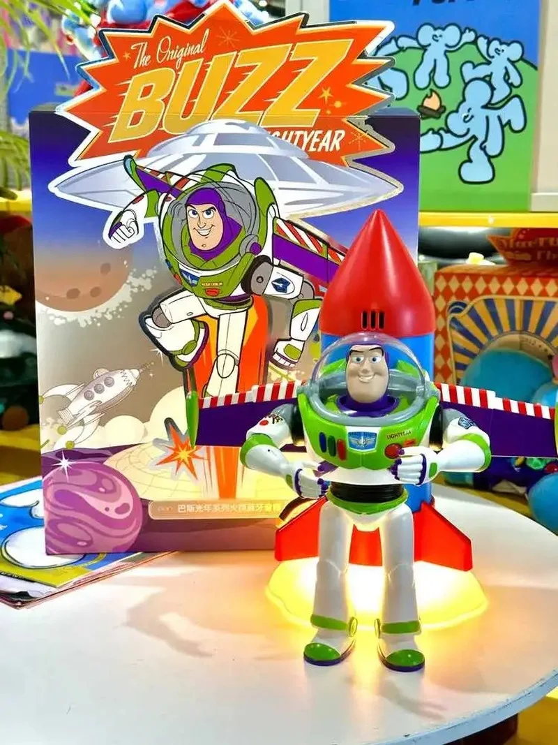 Buzz Lightyear Figurine Lamp