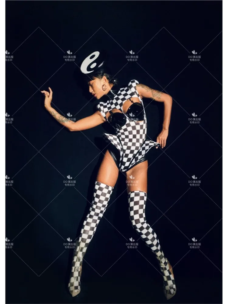 

Костюм с высокой вилкой, в черно-белую клетку, для ночного клуба, вечеринки