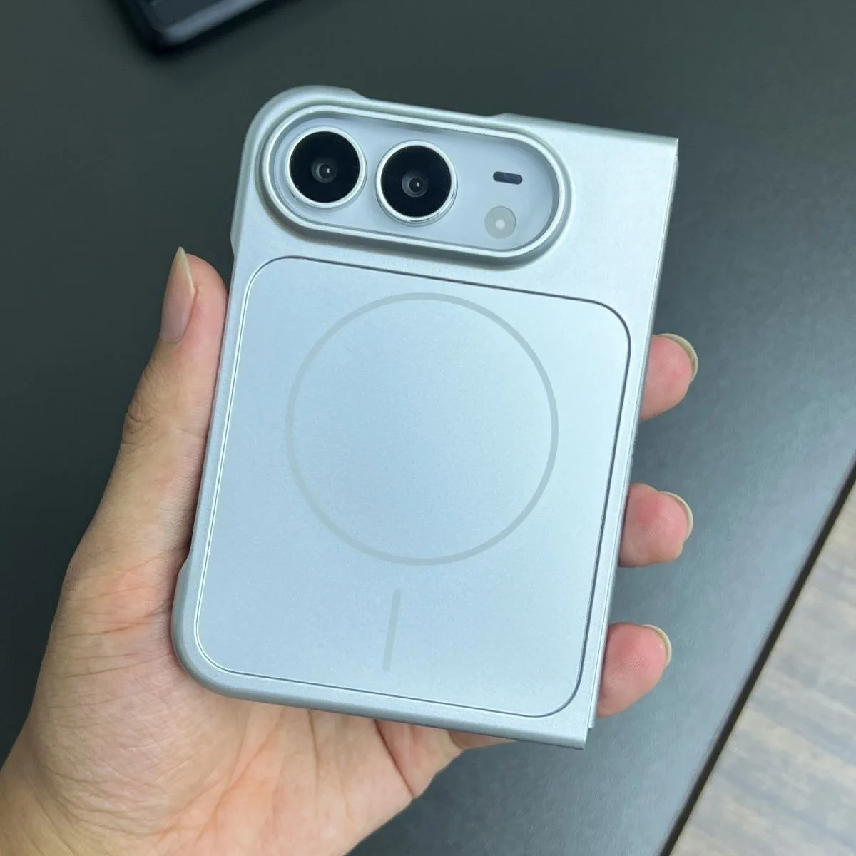 Ultra-Thin Magnetic Wireless Charging Case - AG Nano Slim Matte Finish