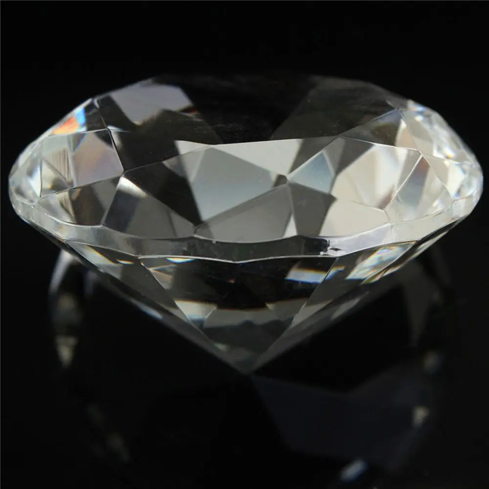 Diamond crystal