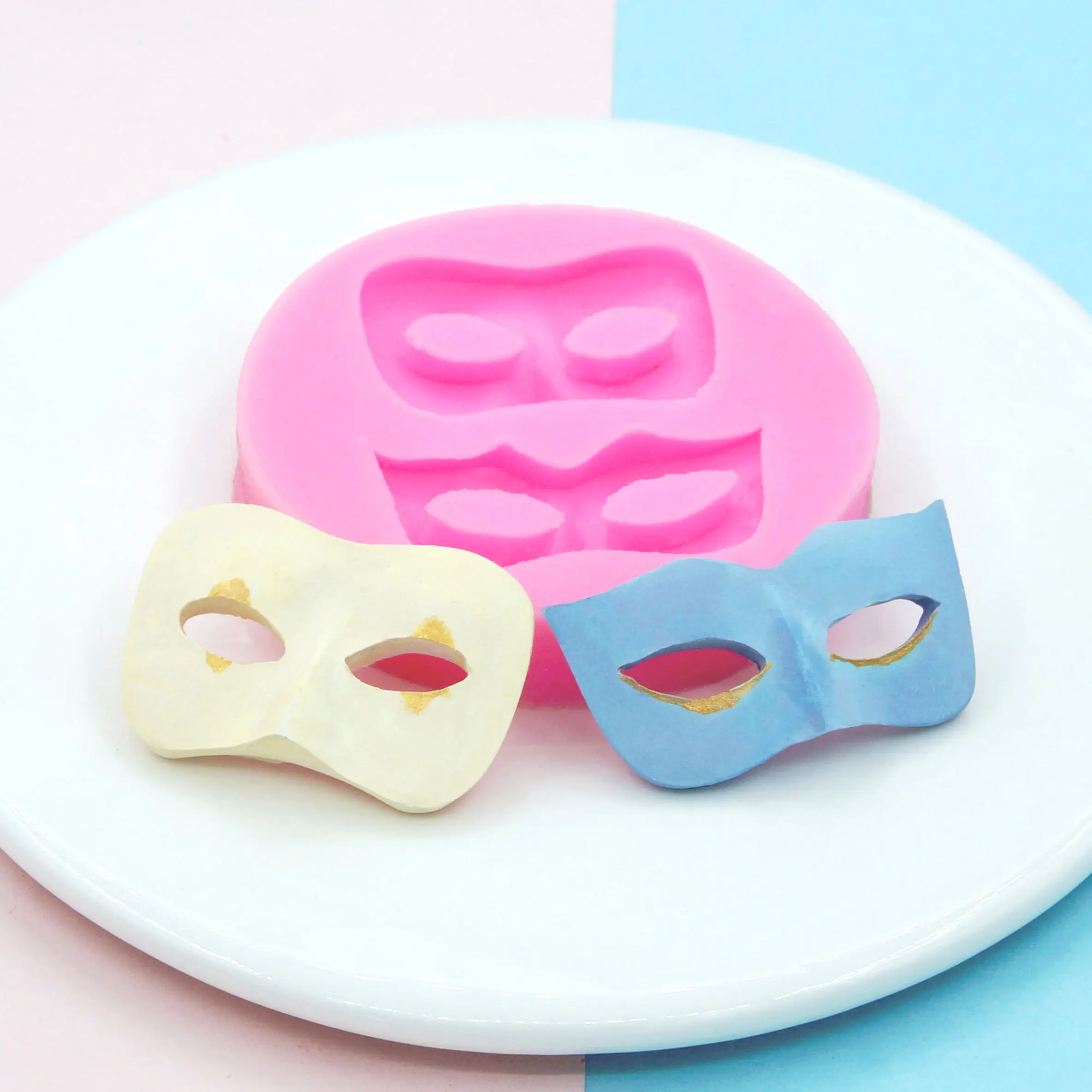 

Mask Shape Fondant Silicone Mold DIY Chocolate Cupcake Decoration Resin Soap Candle Pastry Ice Cube Molds