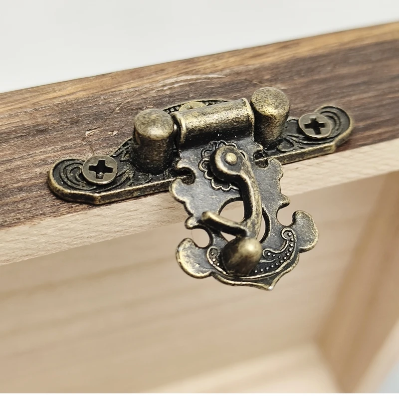 Small Box Hasp Lock Antique Bronze Latches Catches Hasps Box Buckles Jewelry Wooden Gift Buckle 28*23mm 2pcs