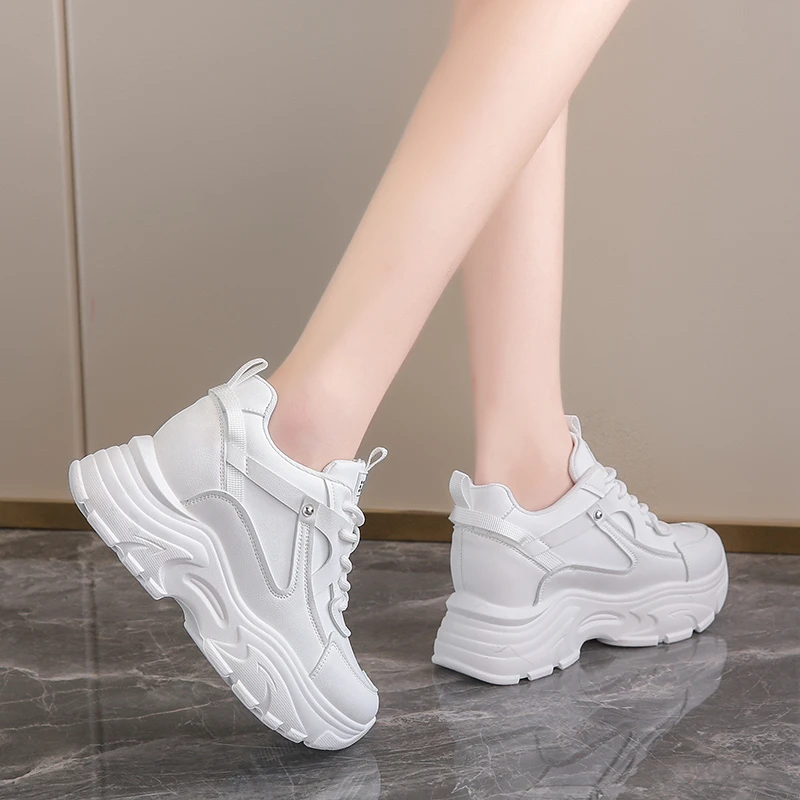 

Женские кроссовки на платформе, однотонные водонепроницаемые кроссовки с круглым носком, на вулканизированной подошве, со шнуровкой, повседневная обувь на осень, 2023