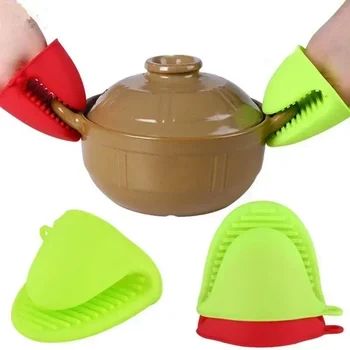 A Pair Anti Scald Clips Microwave Oven Insulation Gloves High-temperature Oven Gloves Anti Scald Silicone Kitchen Tools 2