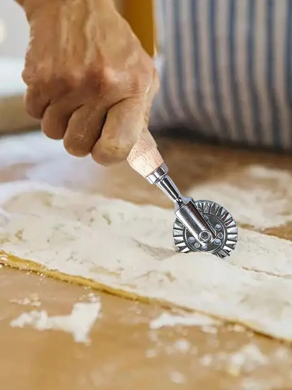 Pasta Cutter Wheel Stainless Steel Pizza Ravioli Pasta Dough Cutter Wheel Pastry Dough Crimper Kitchen Cutting Tools