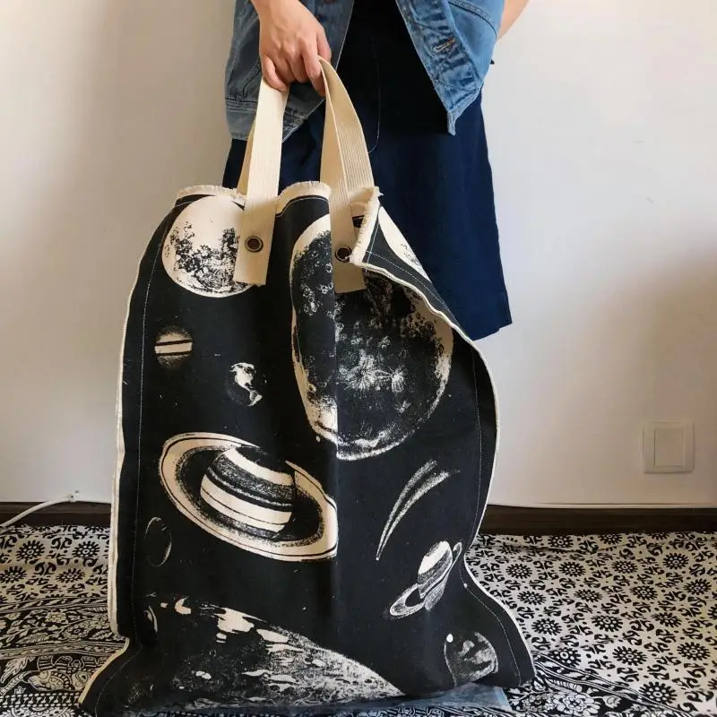 Original Cartoon Printed Canvas Bag, Oversized, Fashionable, Original Style, Eco-friendly Bag, Casual And Versatile Women's Bag