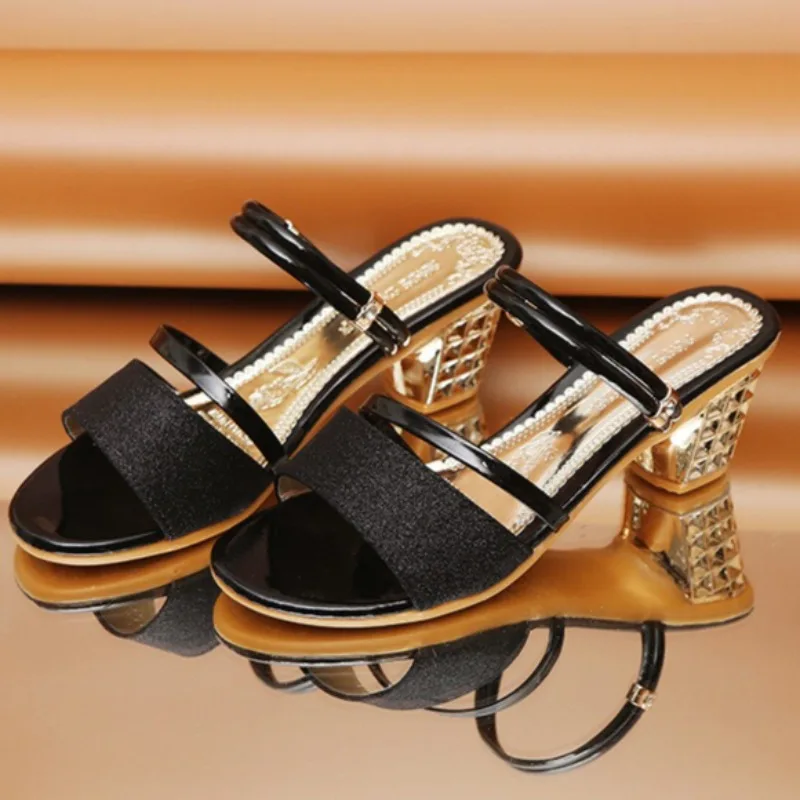 New Luxury Gold Silver Block Low Heel Roman Sandals Party Weddings Pointed Toe Luxury Chic Elegant Designer Woman Ladies Shoe