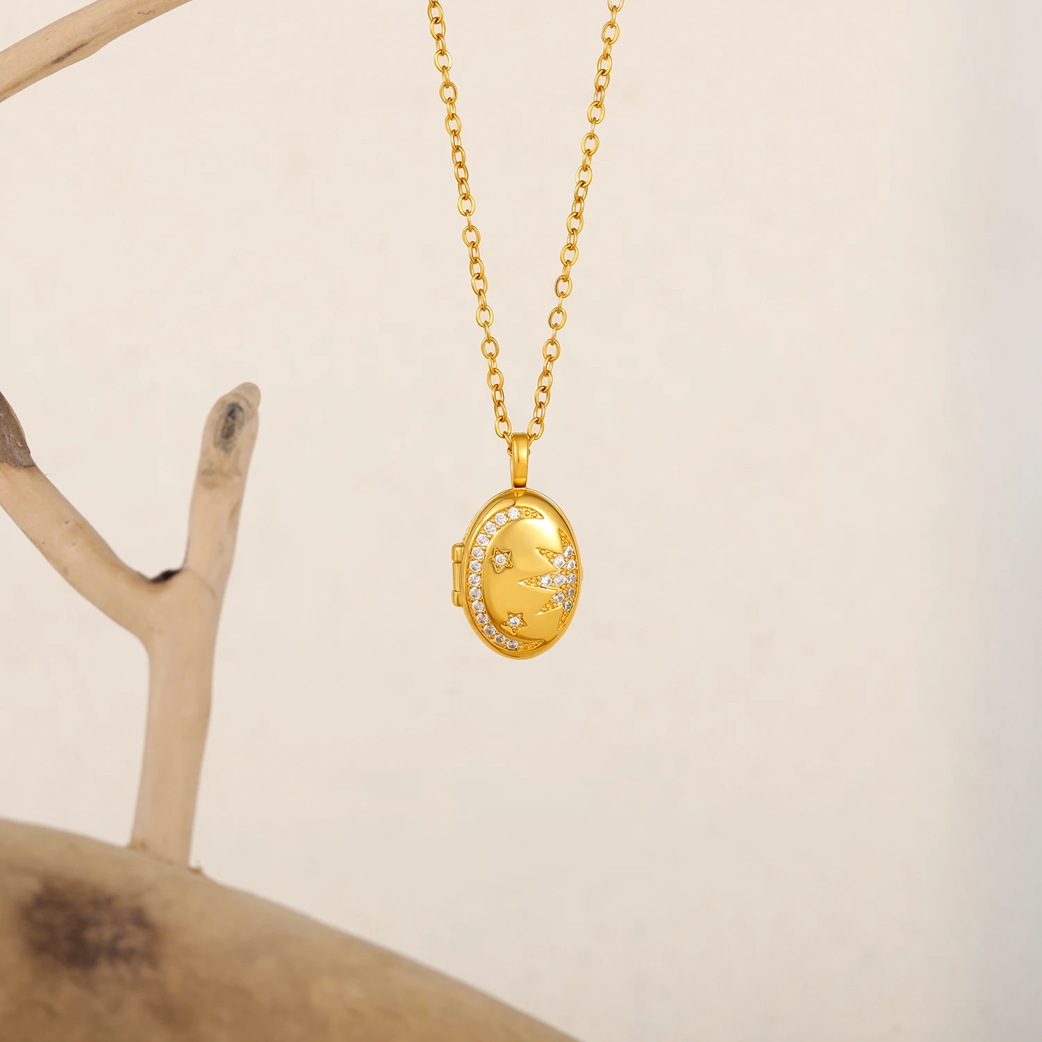 Exquisite Sun Moon Star Open and Close Photo Frame, Photo Album, Women's Necklace Waterproof Stainless Steel Gold Color Jewelry