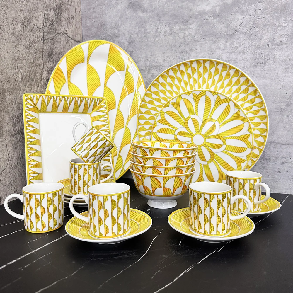 Luxury Ceramic Dinnerware Sets , High Edge Stoneware Plates and Bowls Set, Oven & Dishwasher & Microwave Safe Dishes Set