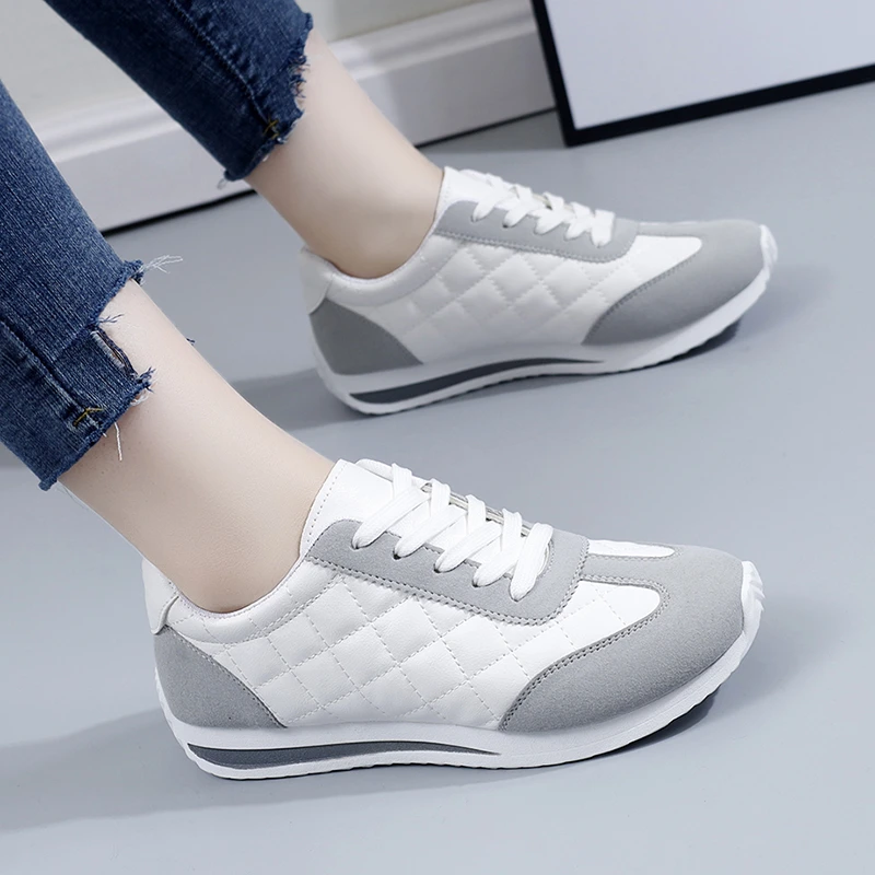 Women Sneakers Summer Casual Walking Shoes for Women Flat Lace Up High Quality Sneakers Fashion Wild Flat-bottomed Loafers