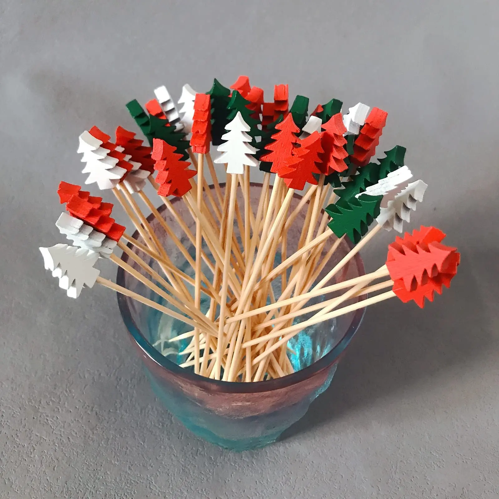 50/100 pcs Fine Cocktail Picks Bamboo Fruit Food Holiday Toothpicks Appetizer Skewers 4.7 Inch Top with Christmas Tree
