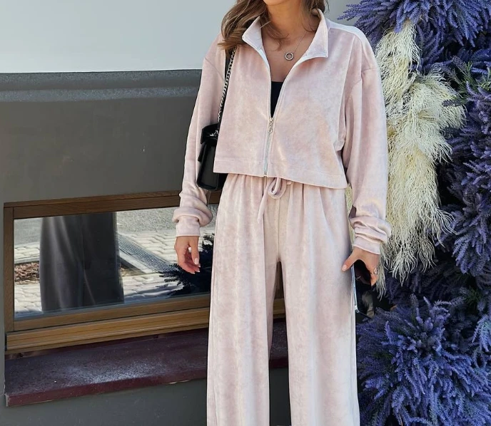 Casual Women Two-Piece 2023 Winter New Solid Long Sleeve Zipper Lapel Coat Elastic Splicing Waist Wide Leg Pants Velvet Set