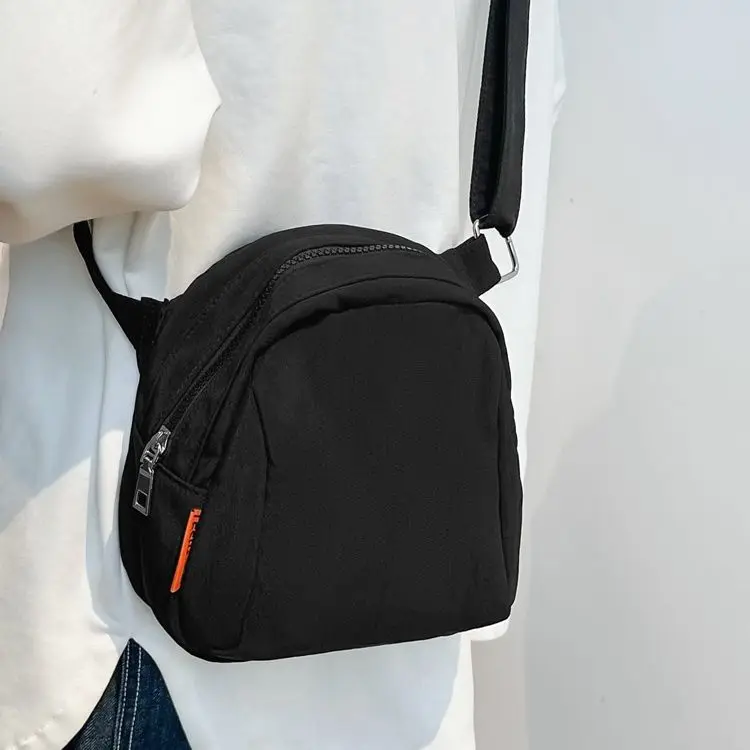 Unisex Shoulder Bag and Crossbody Bag 2024 New Casual Nylon Simple Solid Color Versatile Commuting Sports Outdoor