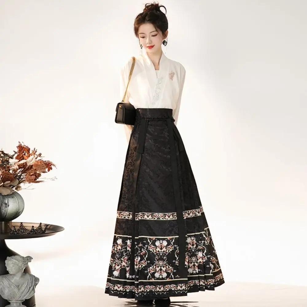 

Stripe Horse Face Skirt A-line Shape Flower Print Ins Bowknot Tassel Skirt Ming Hanfu Dress Work Daily Clothing