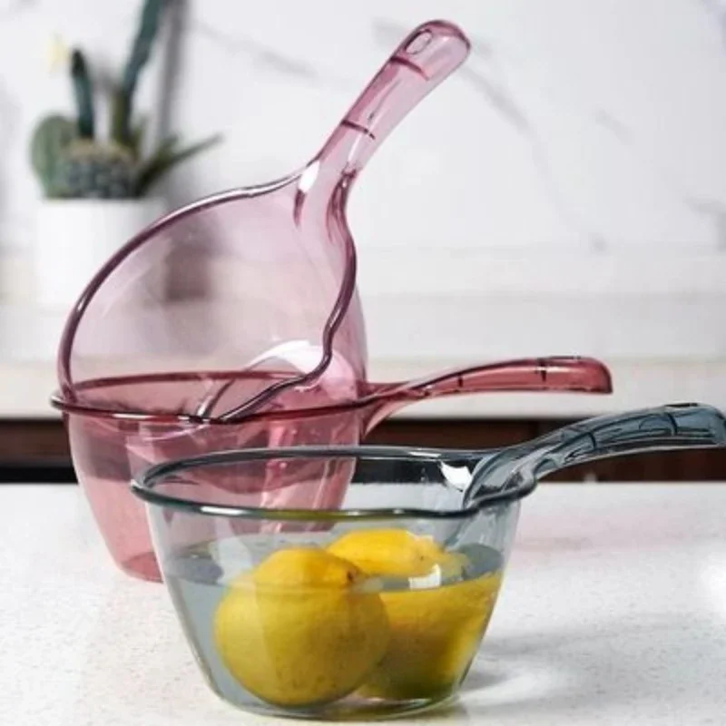 Unbreakable Transparent Household Kitchen Water Scoop Thickened Plastic Water Spoon Bath Scoop Long Handle Creative Spoon