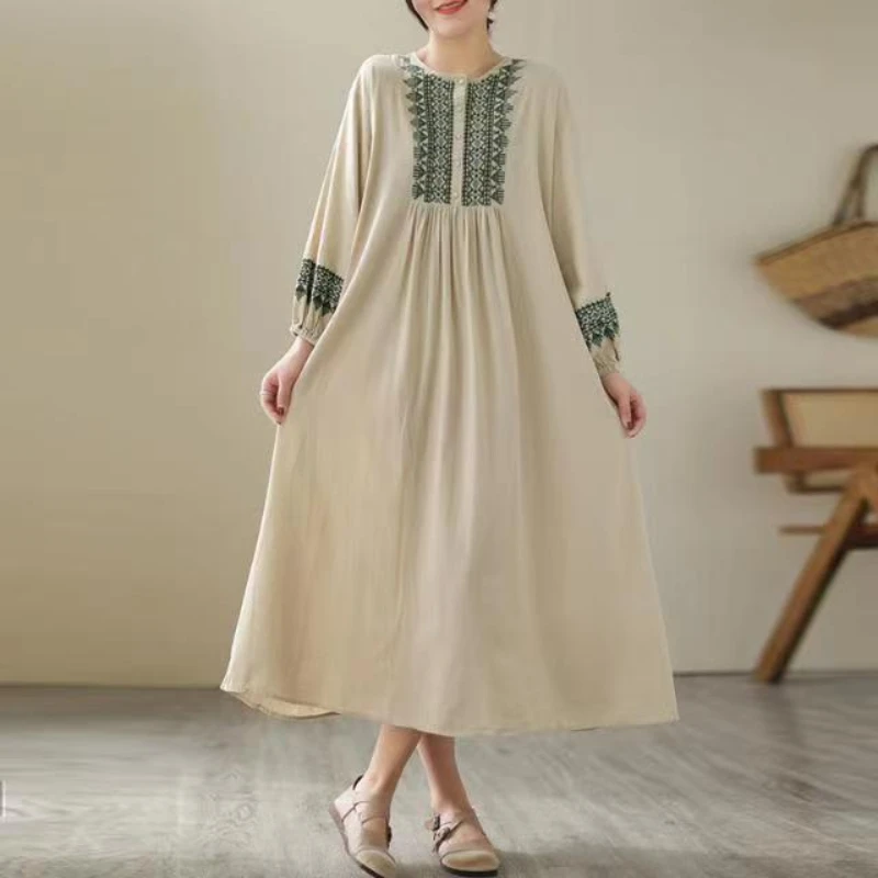 

Vintage Embroidered Women's Dress 2023 Cotton Loose Vestidos Round Neck Bohemian Holiday Beach Japan and Korea Minstrel Dress