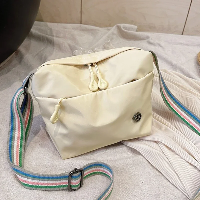 Ultra-light Nylon Crossbody Bag for Women Adjustable Wide Strap Lightweight Women's Bag Casual Messenger Bag MultiPocket Handbag