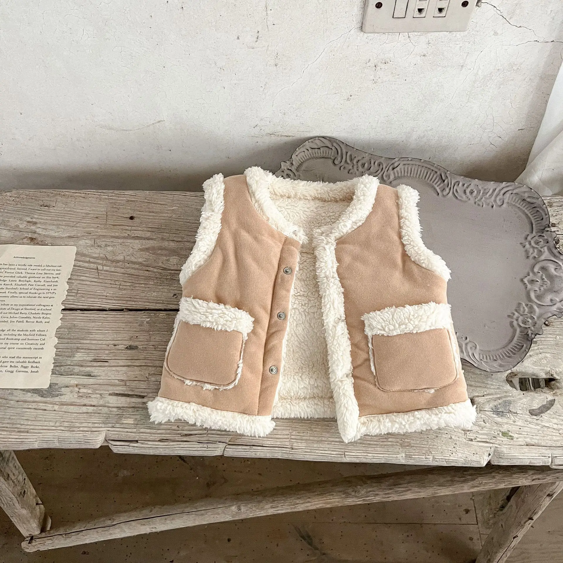 Description Picture 6 of itemBaby Girl Autumn Winter Vest Cotton Padded Thicken Sleeveless Little Girl Coat Warm Versatile Plus Velvet Infant Girl Waistcoats
