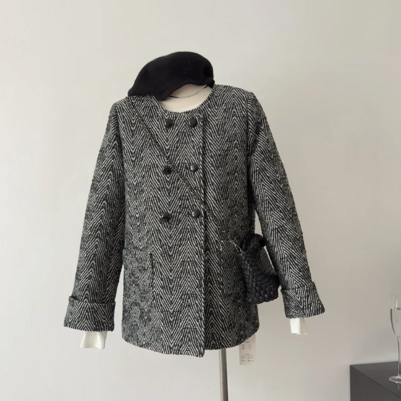 Autumn Winter Vintage Black Cotton Lining Loose Casual Lady Jacket Slim Basic O Neck Warm French Elegant Chic Woolen Women Coat