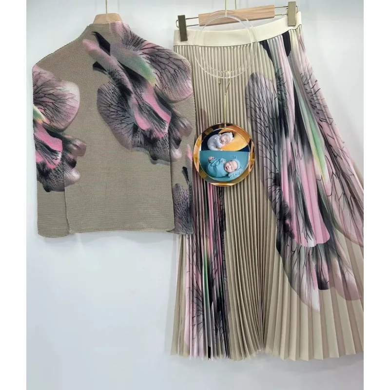 Miyake Style Pleated 2 Piece Set  Autumn New Printed Corn Pleated Loose T-shirt Fashion High Waist Pleated Skirt Suit for Women