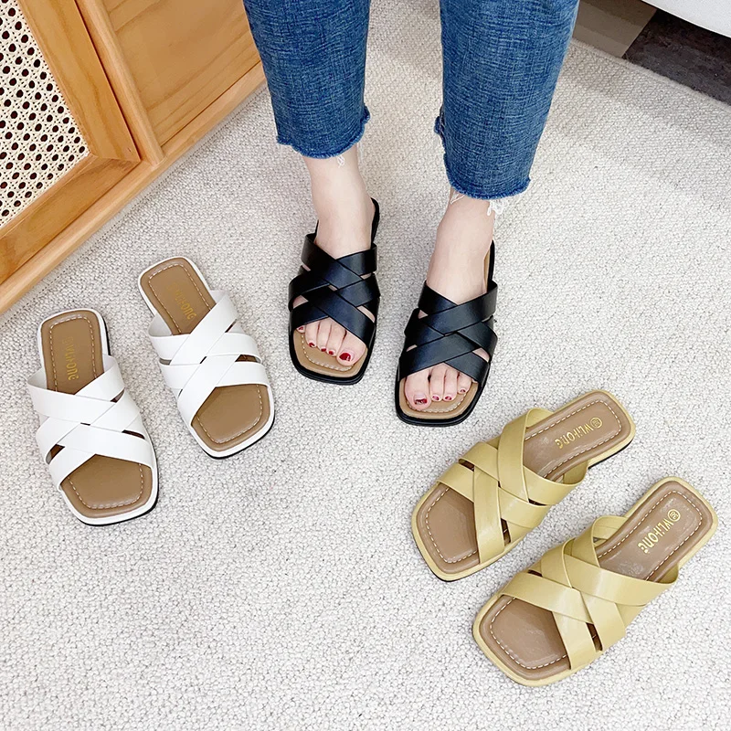 

Тапки женские на плоской подошве, сланцы, модная мягкая обувь, роскошные базовые Шлепанцы из искусственной резины, перекрестная шнуровка, Ретро стиль, лето 2022