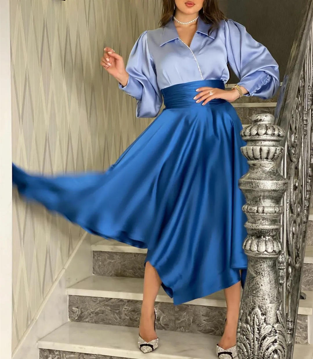 

Elegant Long Sleeve Blue Satin Evening Dresses With Sleeves فساتين السهرة A-Line Short Tea Length Party Dress for Women