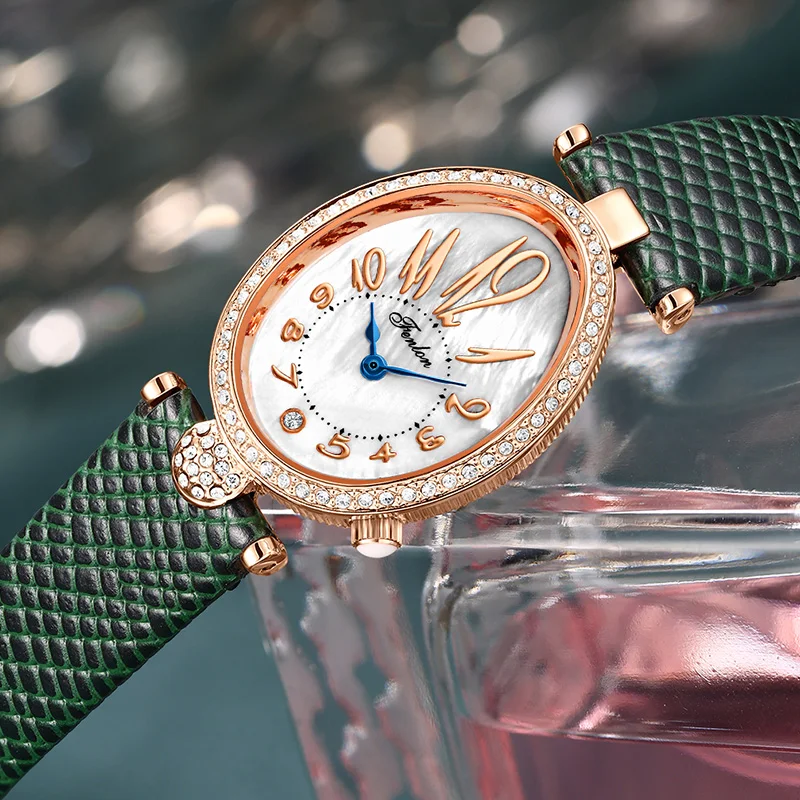 ساعة يد نسائية نسائية ماسية ذهبية من الفولاذ الذهب...