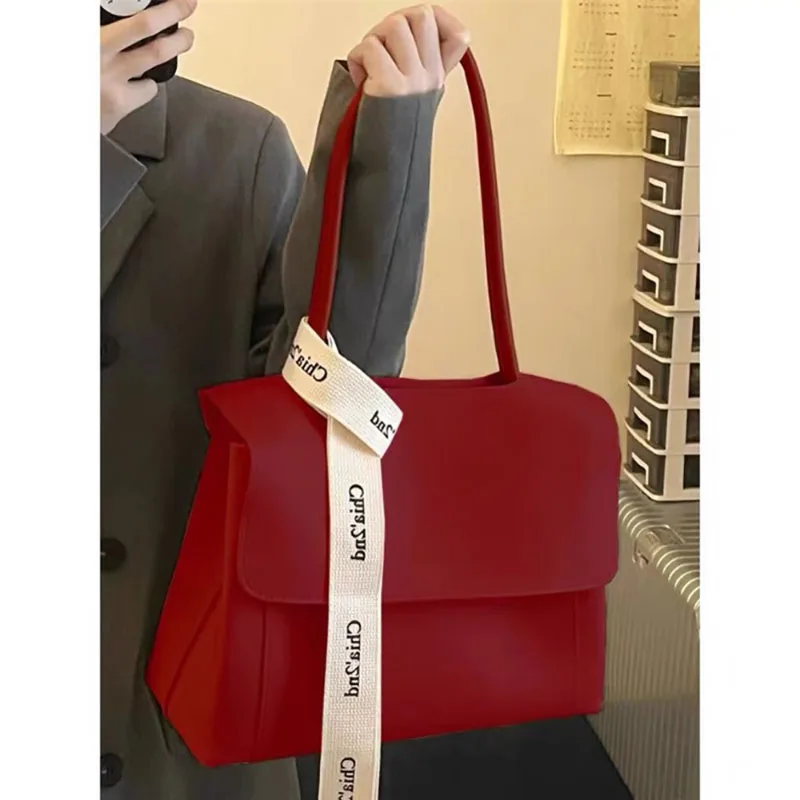 

Популярная Высококачественная красная Свадебная вместительная сумка-тоут для невесты, новинка осень-зима 2023, женская сумка на плечо для поездок, текстурный портфель