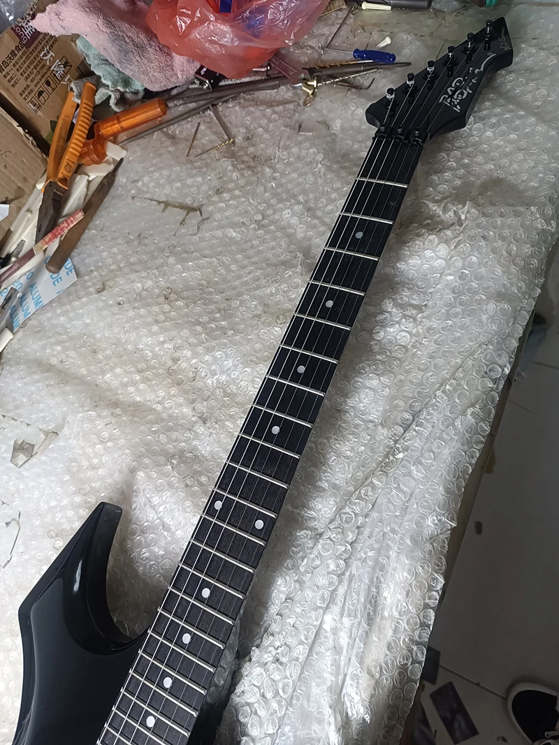 B.O.C.RICH The Hellfire Connection Board Black Electric Guitar