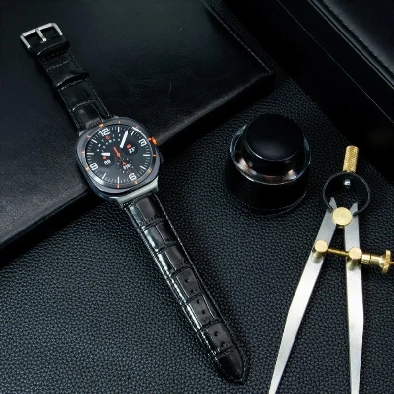 Premium Leather Strap Bracelet for Galaxy Watch 8 Ultra - No Gaps Design, 40mm/44mm Classic