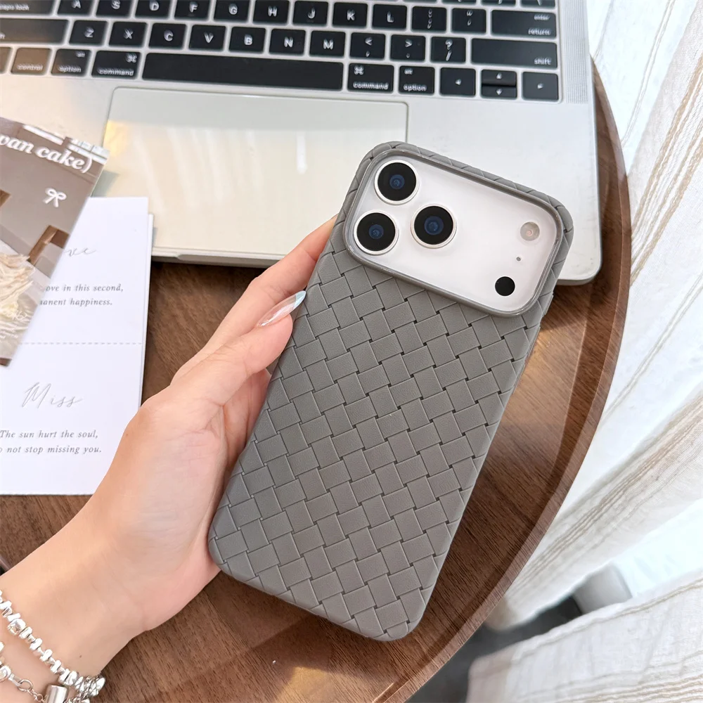 Braided Textured Liquid Silicone Phone Case with Soft Breathable Pattern