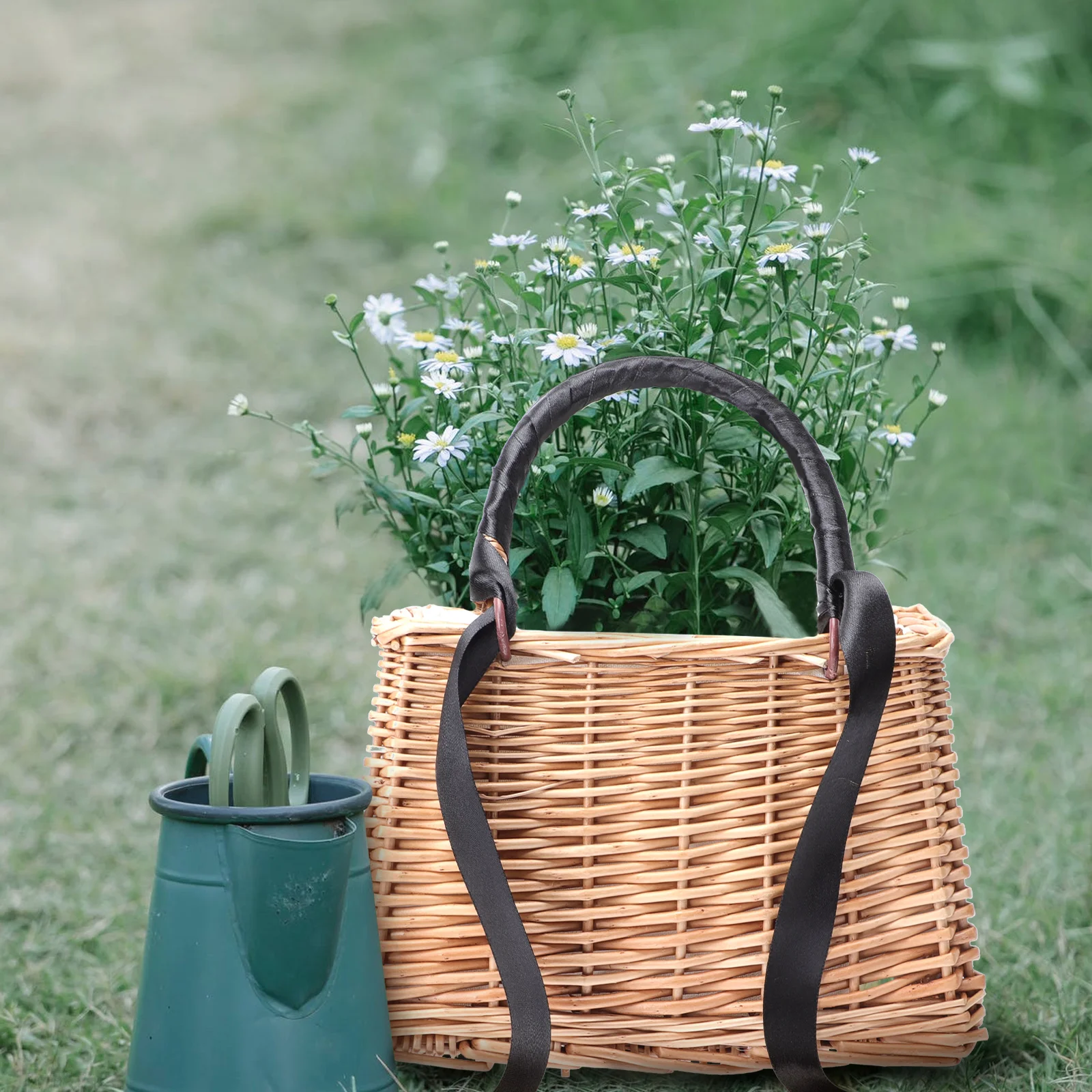 

Rattan Flower Basket Wedding Gift Container Small Square Bag Natural Storage Packing Purses