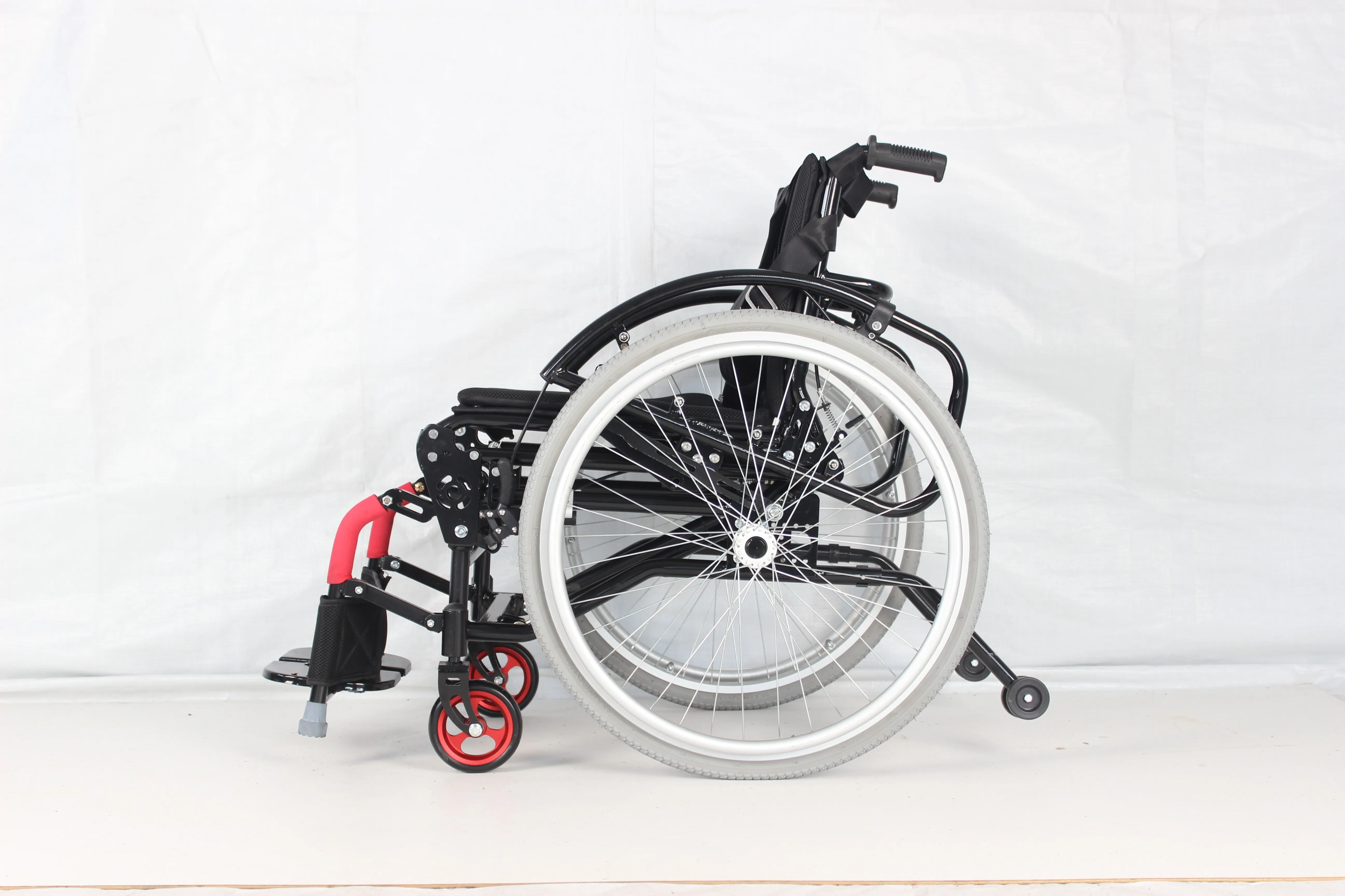 Manual Wheelchair Wheelchairs for the Disabled Standing Wheelchair Lightweight Sporty and Manually Standing Hot Sell