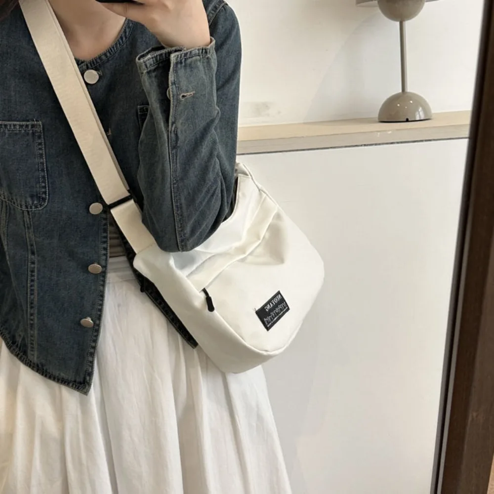 Hot Sale Lady Shoulder Bag Large Capacity Underarm Bag Casual Commuting Bag Daily Life Handbag Messenger Bag Crossbody Bag