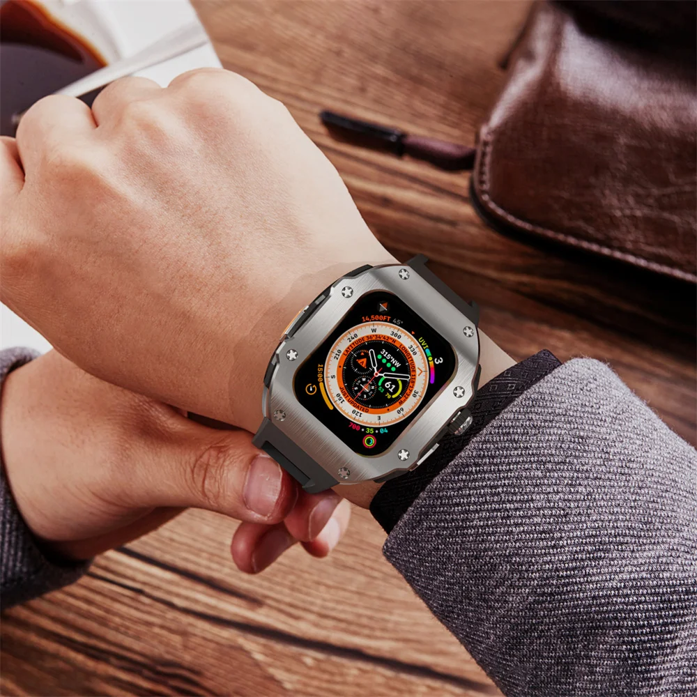 

49mm Metal Case Rubber Strap