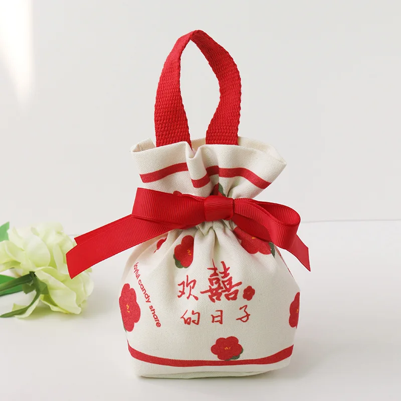 10/30/50Wedding Candy Box Sugar Bag with Handles Party Favors Packaging Supplies Wholesale Gift Bags for Christmas Halloween 4