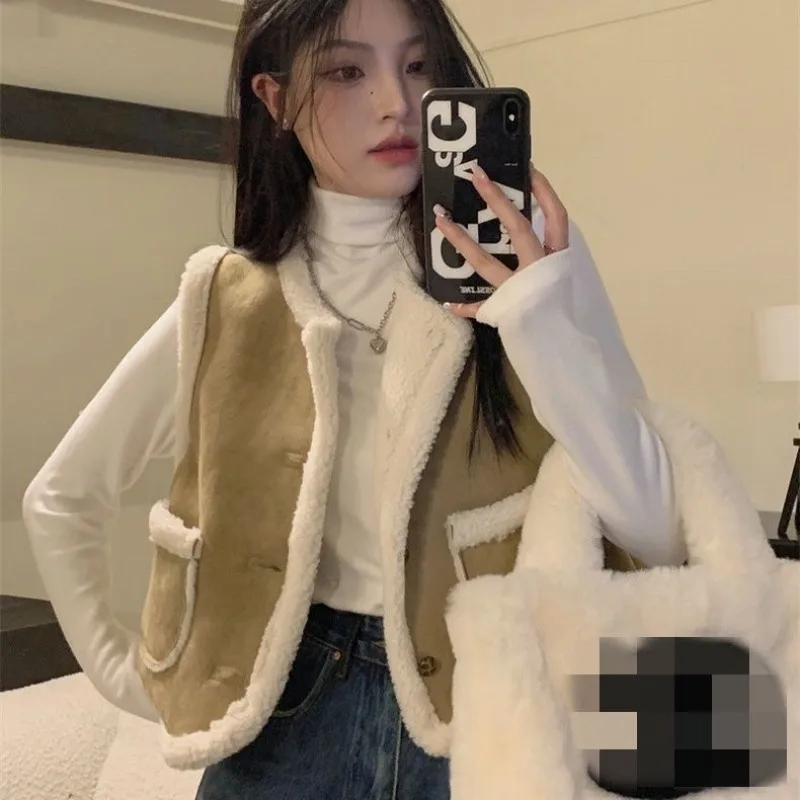 Deeptown Vintage Winter Crop Warm Fur Vest Oversize Chic and Elegant Sleeveless Jacket Korean Fashion Faux Leather Waistcoat