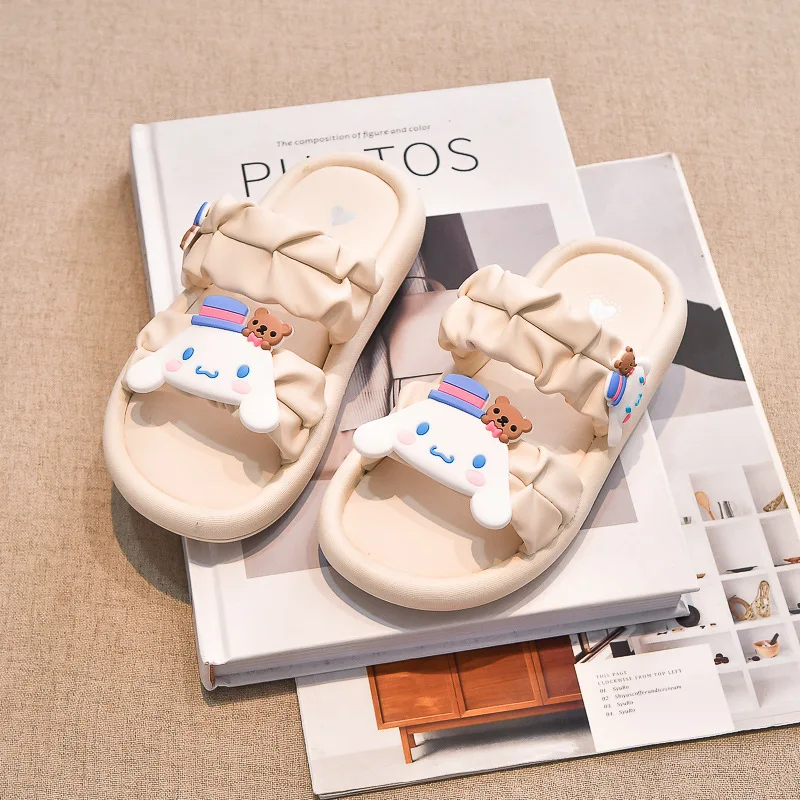 

2024 Kuromi Children Slippers Kawaii Sanrioed Anime Cinnamoroll Summer Sweet Cute Cartoon Babys Beach Shoes Gift for Kids