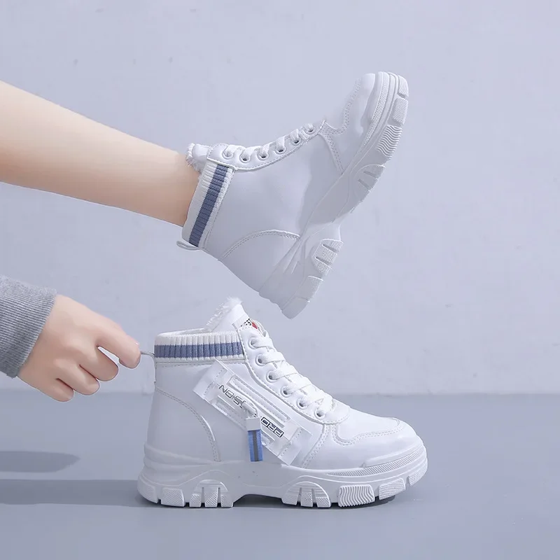 Scarpe Per Donna Stile Punk Stivali Da Neve Da Donna Bianchi Piattaforma Da Combattimento High Biker Elegante Con Tacchi Medi Chunky New Rock Fashion