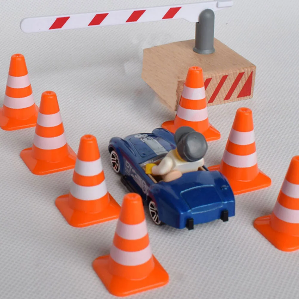 21 Pcs Sports Roadblock Sand Table Model Child Miniature Toys Plastic Cones Abs Simulation Traffic Sign toy traffic toys for kids sound light mini cones sign models plastic signs signal plaything child