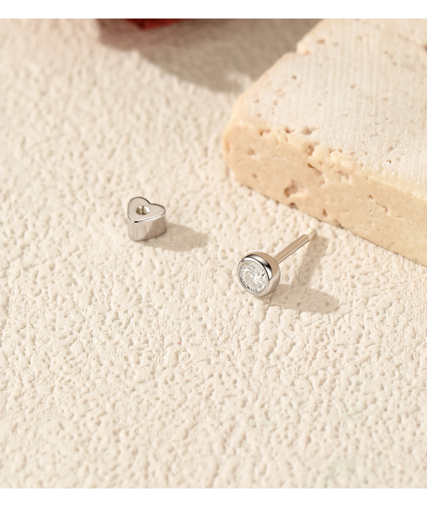MODIAN Ohrstecker mit Moissanit-Fassung, 925er Sterlingsilber, kleine Herz-Schraubohrringe für Damen und Herren, edler Schmuck – Detail 17