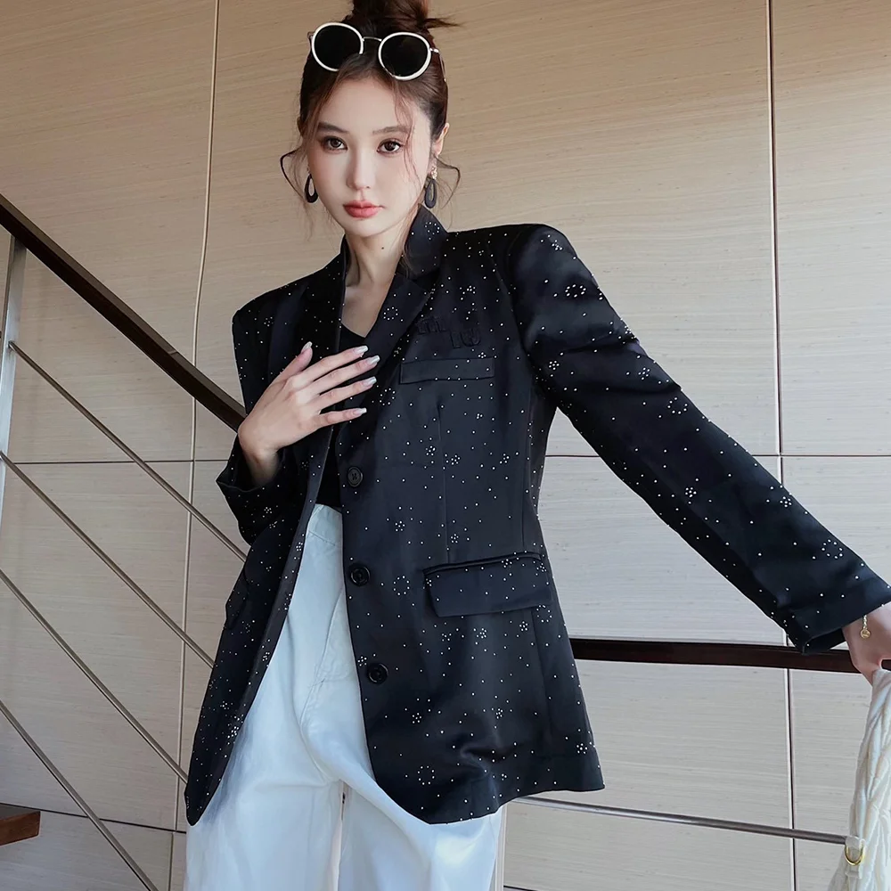 

Женское пальто из уксусной кислоты, осенне-зимнее