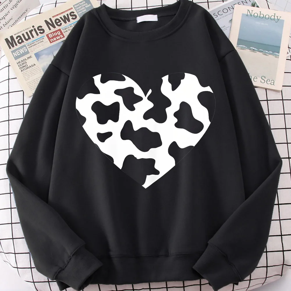 

Женская Черная Толстовка Оверсайз в молодежном стиле, новинка 2023, популярный товар, черные худи с принтом, облегающие толстовки, зимняя одежда