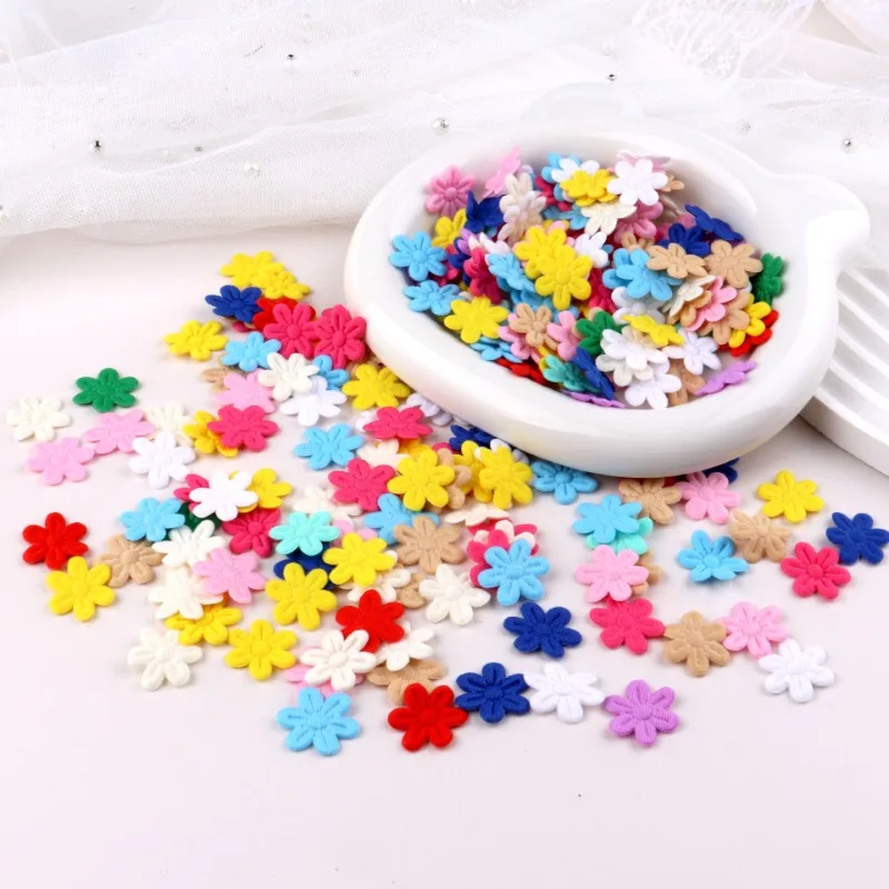 100pcs Six-Petal Flower Felt Cloth Embossing DIY Sewing Craft Hairpin Handmade Materials Cloth Patches Wedding Home Decor
